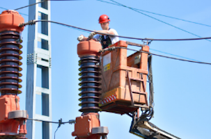 Electrical and Electronics Repairers, Powerhouse, Substation, and Relay